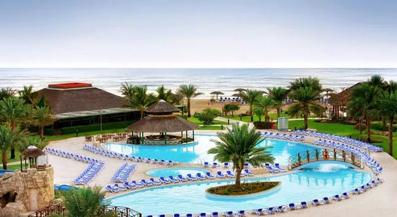 Fotos del hotel Fujairah Rotana Resort & Spa  Al Aqah Beach:  11