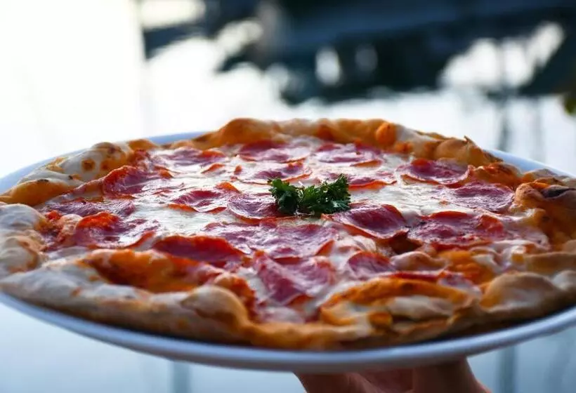 Fotos del hotel The Marine Waterfront:  14