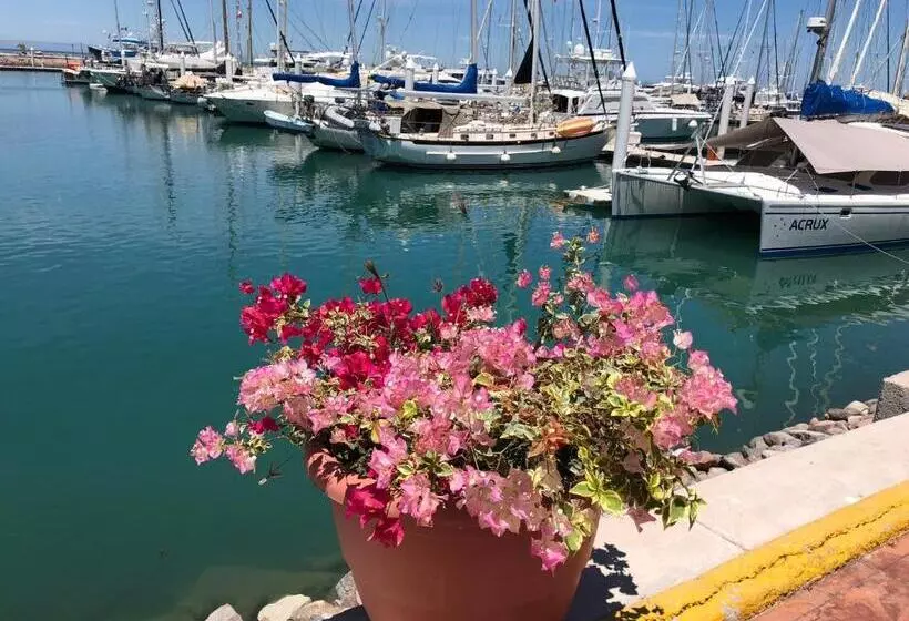 Fotos del hotel The Marine Waterfront:  24