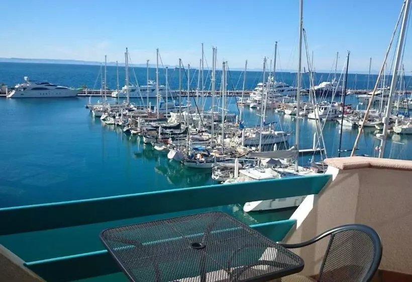 Fotos del hotel The Marine Waterfront:  15