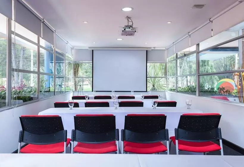 Fotos del hotel 104 Art Suites:  7