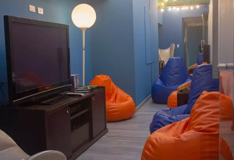 Fotos del hotel 104 Art Suites:  8