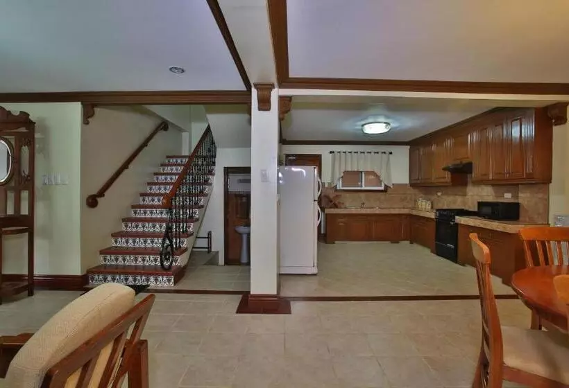 Fotos del hotel Crown Regency Suites Mactan:  6