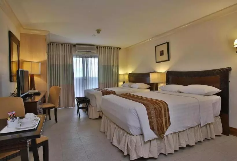 Fotos del hotel Crown Regency Suites Mactan:  8