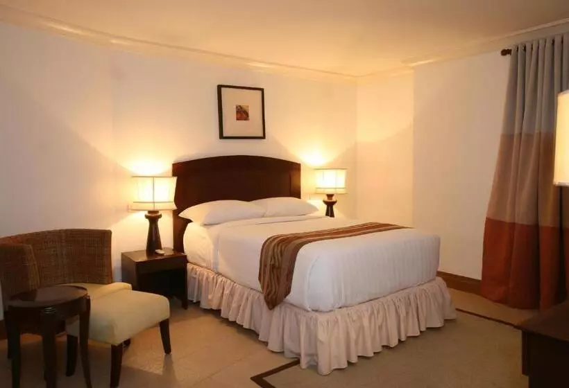 Fotos del hotel Crown Regency Suites Mactan:  16