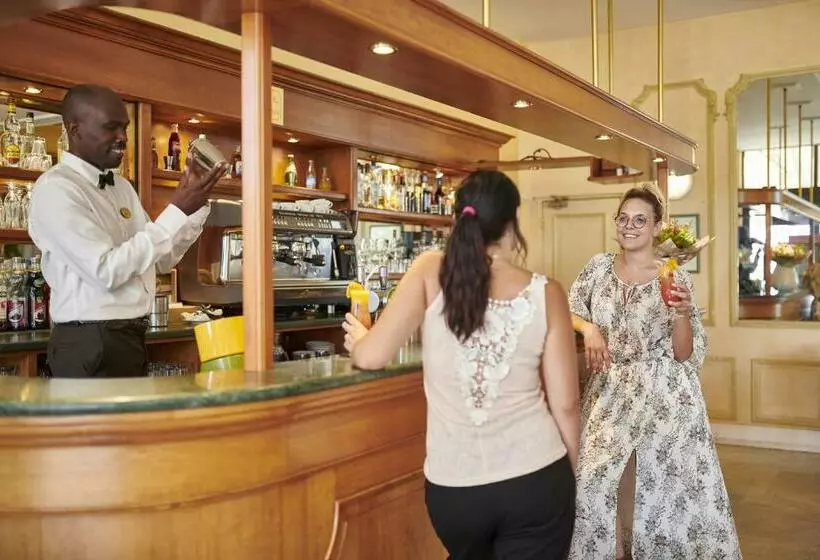 Fotos del hotel Hôtel Le Royal Promenade Des Anglais:  12