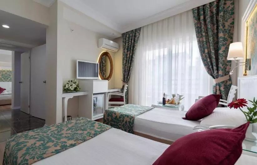 Fotos del hotel Alaiye Kleopatra:  14