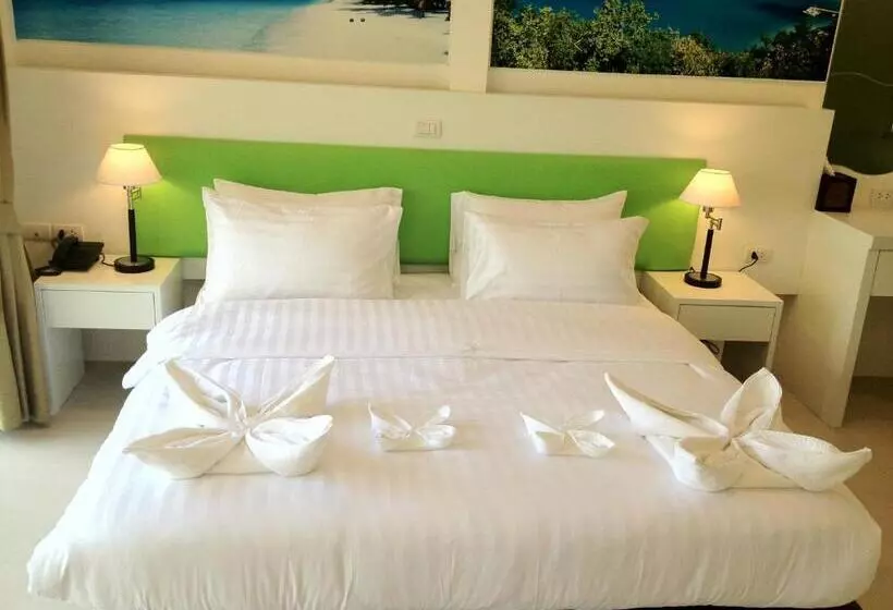 Fotos del hotel Armoni Patong Beach:  21