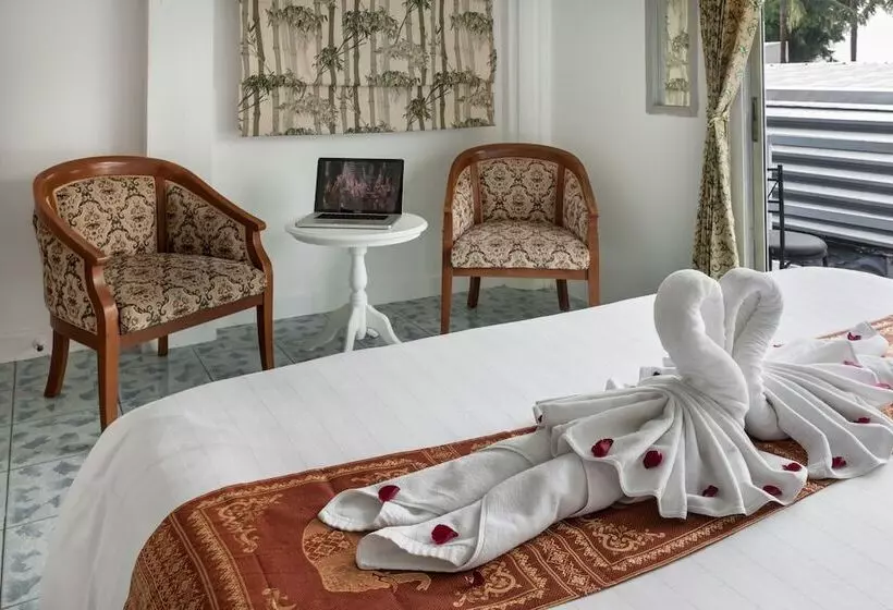 Fotos del hotel Armoni Patong Beach:  6