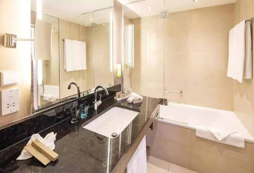 Fotos del hotel Mövenpick  Izmir:  4