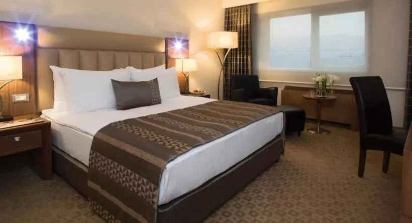 Fotos del hotel Mövenpick  Izmir:  18