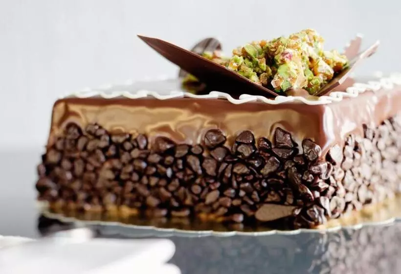 Fotos del hotel Mövenpick  Izmir:  2