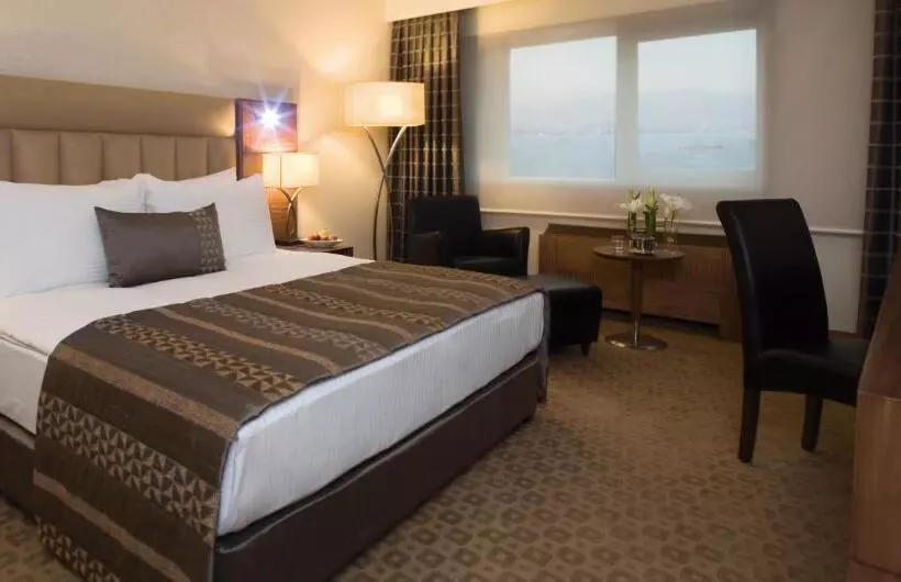Fotos del hotel Mövenpick  Izmir:  9