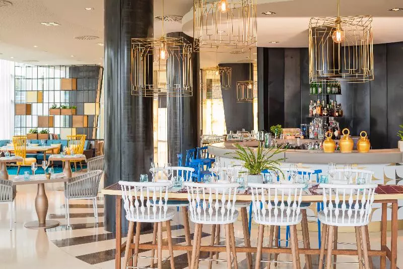 Fotos del hotel Aguas De Ibiza Grand Luxe:  24