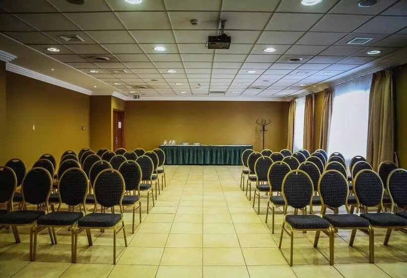 Fotos del hotel Diego De Almagro Punta Arenas:  12