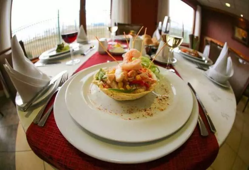 Fotos del hotel Diego De Almagro Punta Arenas:  22