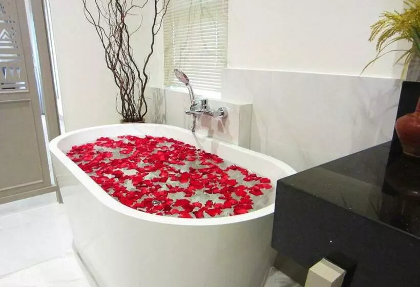 Fotos del hotel Lanna Dusita Riverside Boutique Resort:  11