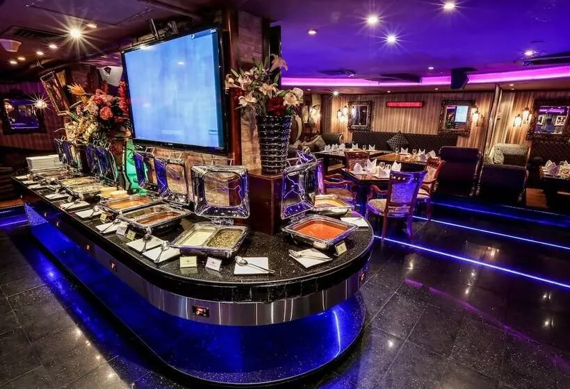 Fotos del hotel Ramee Royal:  19