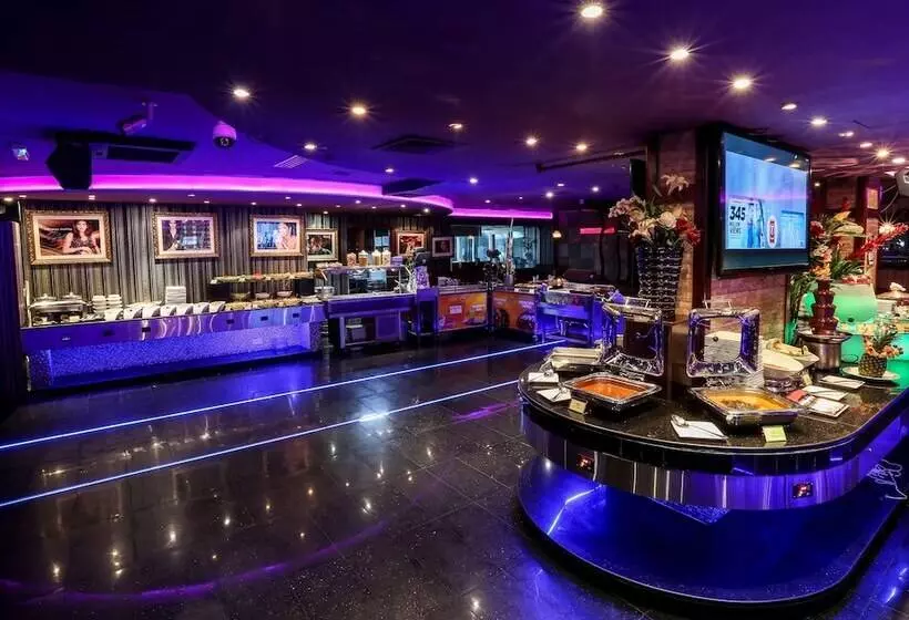 Fotos del hotel Ramee Royal:  21