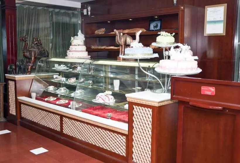 Fotos del hotel Ramee Royal:  17