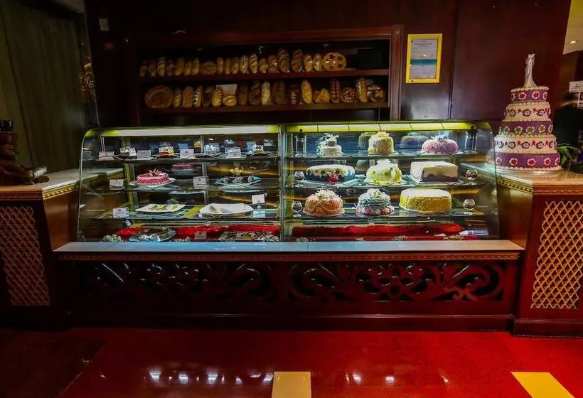 Fotos del hotel Ramee Royal:  42
