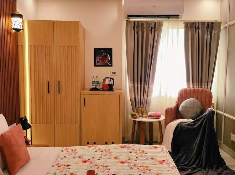 Fotos del hotel Sarang Palace:  6