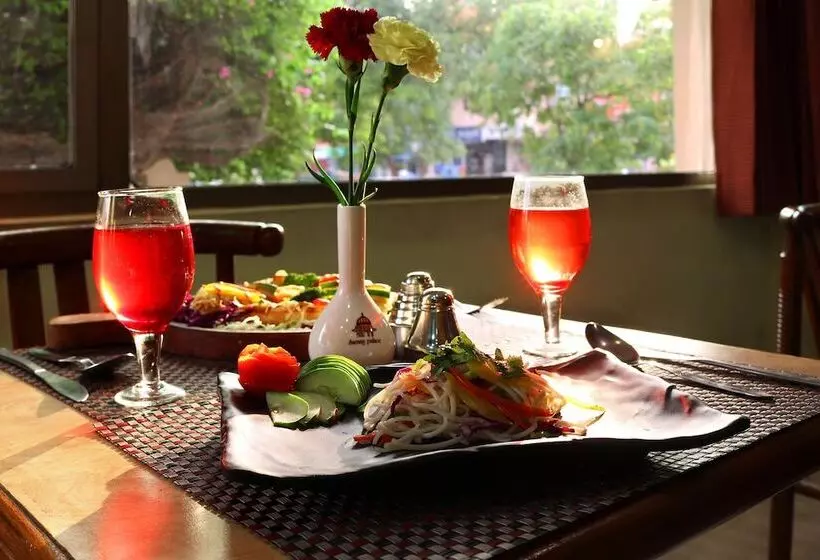 Fotos del hotel Sarang Palace:  15