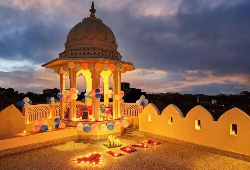 Fotos del hotel Sarang Palace:  9