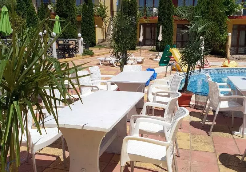 Fotos del hotel Yalta Complex:  13