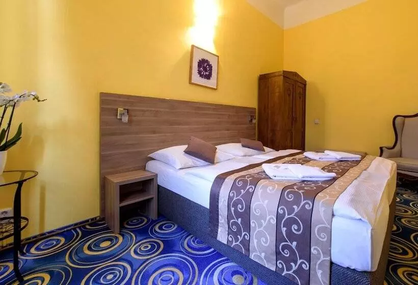 Fotos del hotel Otakar:  10