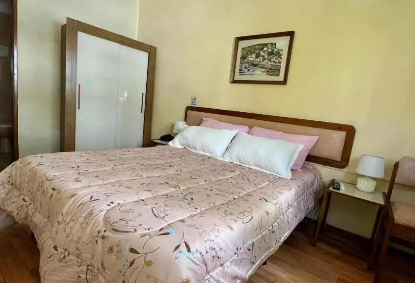 Fotos del hotel Mediterraneo:  8