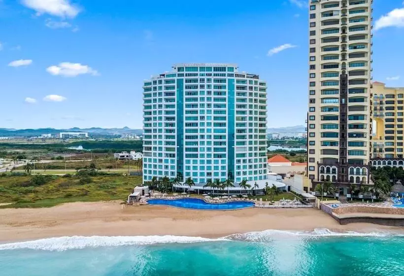 Fotos del hotel Park Royal Beach Mazatlán:  11