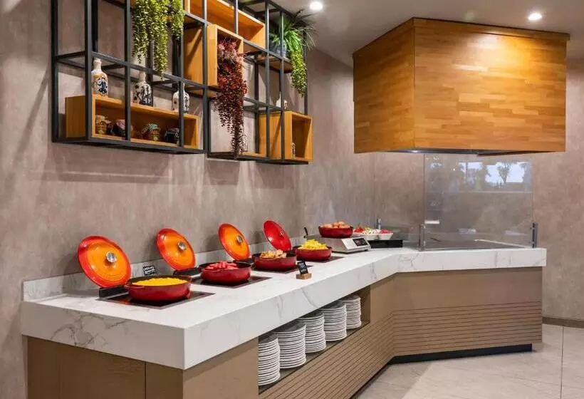 Fotos del hotel Novotel Istanbul Zeytinburnu:  25