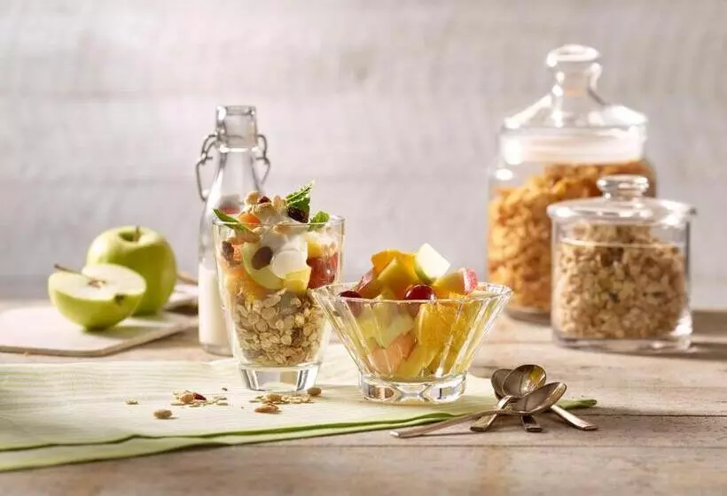 Fotos del hotel Azimut  Munich:  7