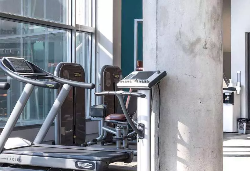 Fotos del hotel Golden Tulip Zira Belgrade:  9