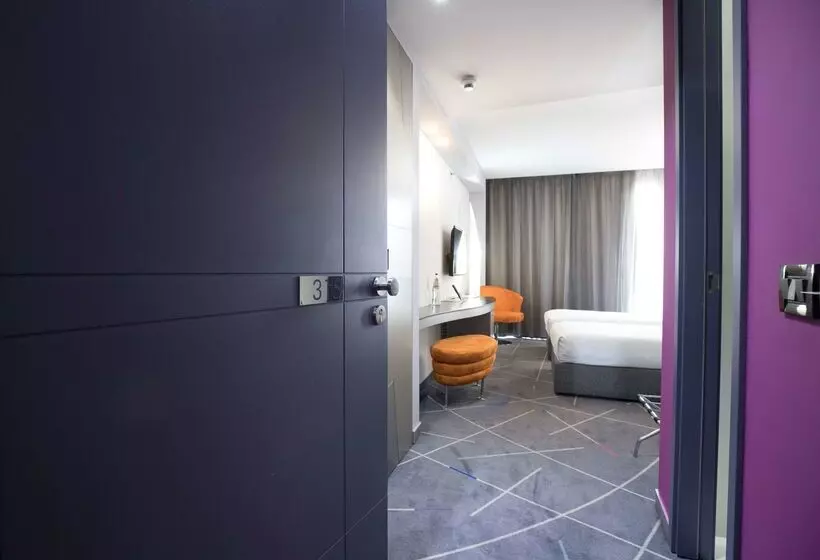 Fotos del hotel Golden Tulip Zira Belgrade:  25