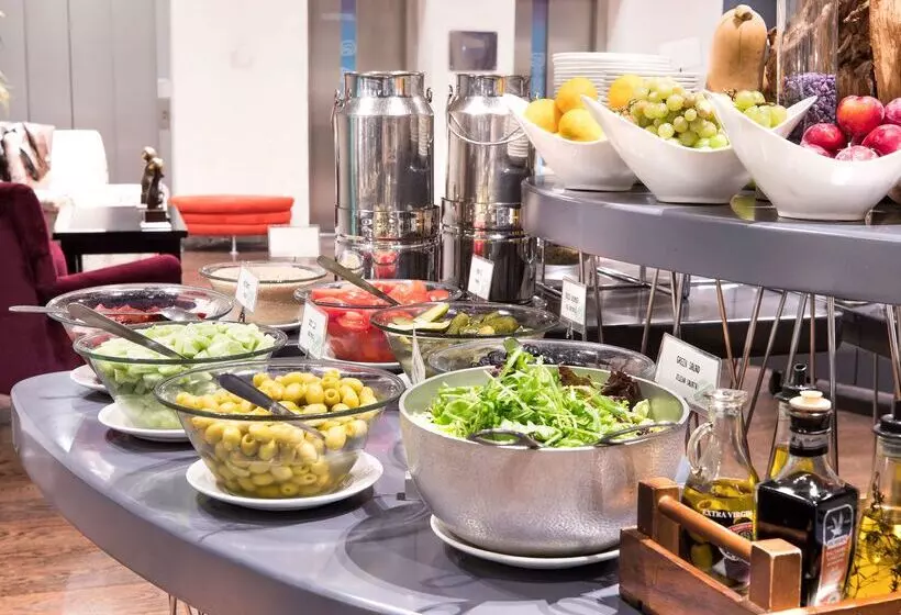 Fotos del hotel Golden Tulip Zira Belgrade:  10