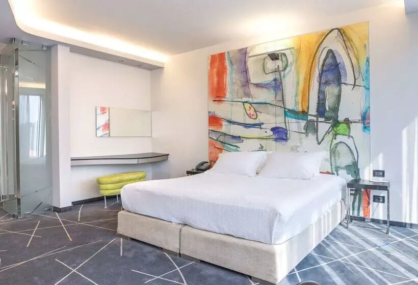 Fotos del hotel Golden Tulip Zira Belgrade:  19