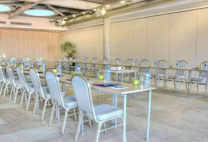 Fotos del hotel Golden Tulip Zira Belgrade:  11