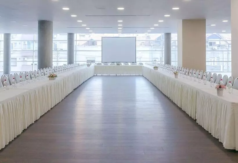 Fotos del hotel Golden Tulip Zira Belgrade:  14