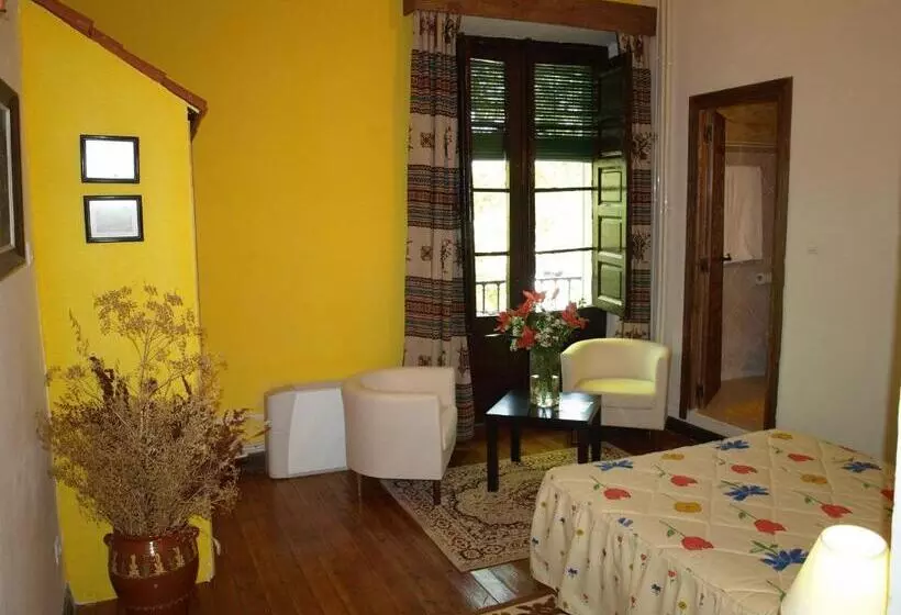 Fotos del hotel Gran Posada La Mesnada:  12
