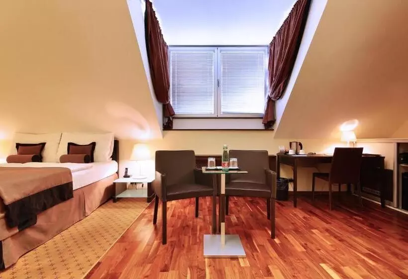 Fotos del hotel Luxury Apartments In The Historical Building In The Heart Of Old Town:  22