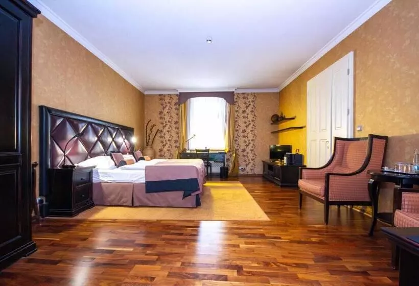 Fotos del hotel Luxury Apartments In The Historical Building In The Heart Of Old Town:  24