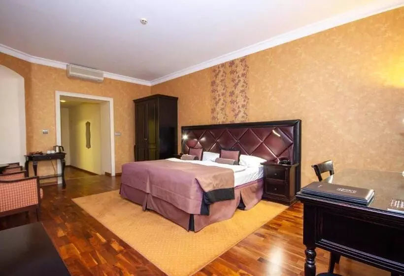 Fotos del hotel Luxury Apartments In The Historical Building In The Heart Of Old Town:  14