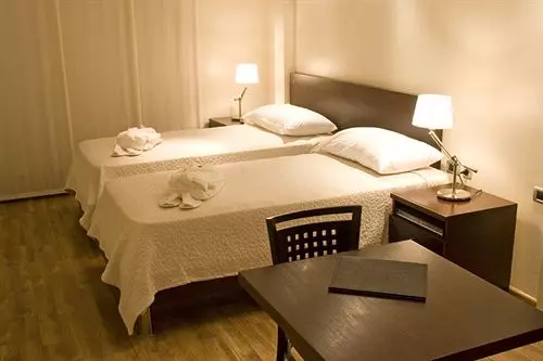 2055 Boutique   Low Cost