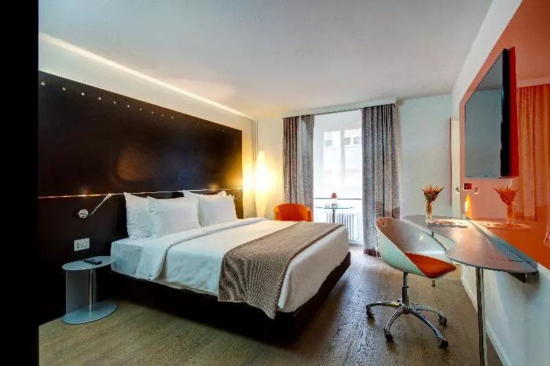 Fotos del hotel Design  F6:  19