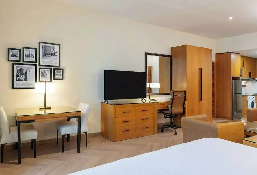 Fotos del hotel Four Points By Sheraton Downtown Dubai:  13