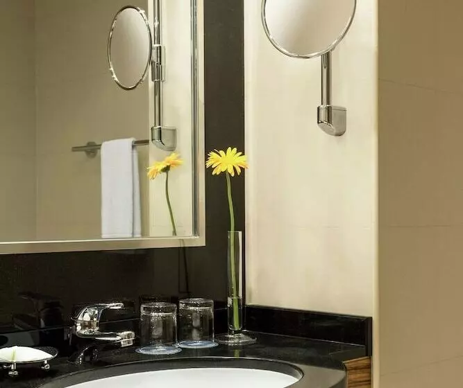 Fotos del hotel Four Points By Sheraton Downtown Dubai:  40