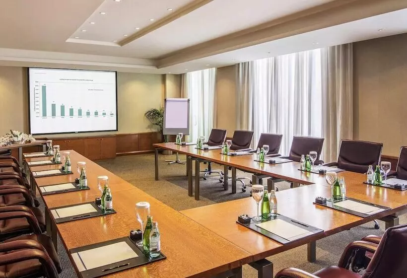 Fotos del hotel Swissôtel Al Murooj Dubai:  152