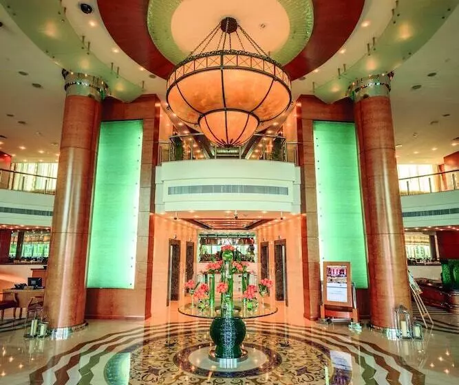 Fotos del hotel Swissôtel Al Murooj Dubai:  6